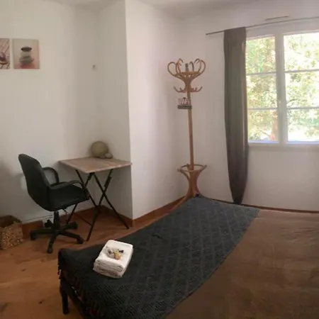 D'hotes Sous Les Grands Chenes Zen לינה וארוחת בוקר Saint-Etienne-de-Corcoue