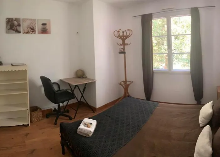 D'hôtes Sous Les Grands Chênes Zen Couette-café Saint-Etienne-de-Corcoue