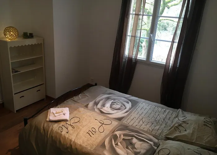 D'hôtes Sous Les Grands Chênes Zen Saint-Etienne-de-Corcoue