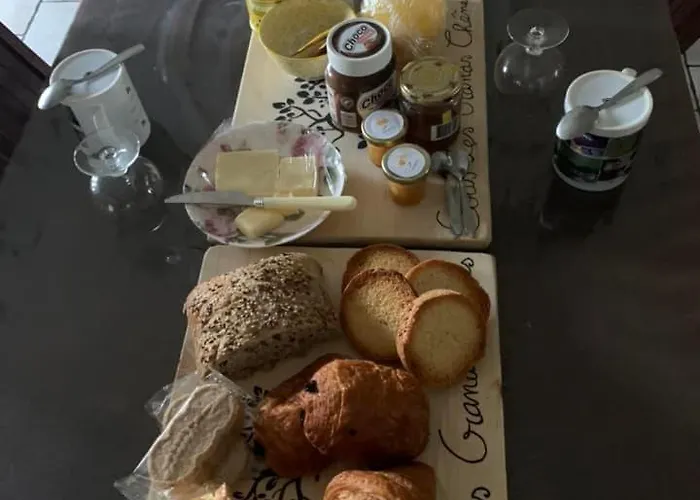 D'hôtes Sous Les Grands Chênes Zen *