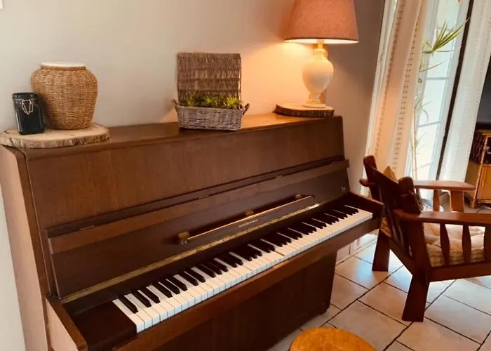 Couette-café D'hôtes Sous Les Grands Chênes Zen